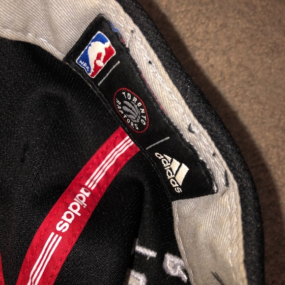 Adidas Toronto Raptors Hat - Picture 6 of 6